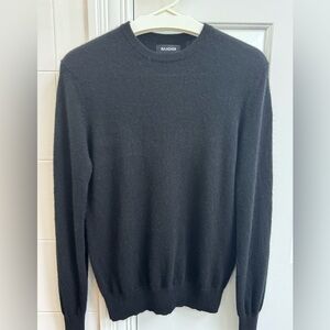 Naadam 100% cashmere crew neck. Current season size S in Black.